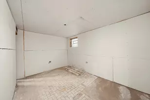 14017 S Atlantic Ave, Riverdale, IL 60827 - Photo 22