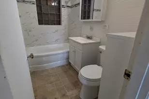 1114 Ash St, Lake in the Hills, IL 60156 - Photo 6