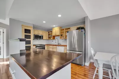 536 Richard Brown Boulevard, Volo, IL 60073 - Photo 6