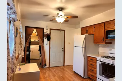 218 Montrose Drive, Romeoville, IL 60446 - Photo 10