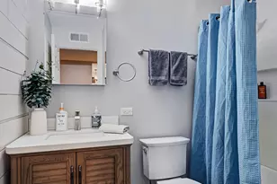 14A Kingery Quarter, Willowbrook, IL 60527 - Photo 12