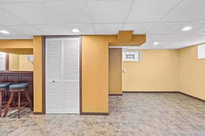 9603 S Albany Avenue, Evergreen Park, IL 60805 - Photo 16