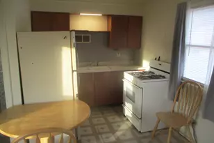 1517 Pine St, Ottawa, IL 61350 - Photo 2