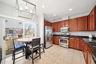 8318 Avalon Dr, Morton Grove, IL 60053 - Photo 6