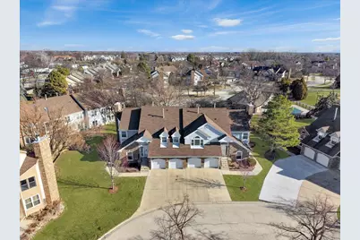 77 Willow Parkway, Buffalo Grove, IL 60089 - Photo 22