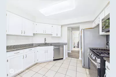 77 Willow Parkway, Buffalo Grove, IL 60089 - Photo 10