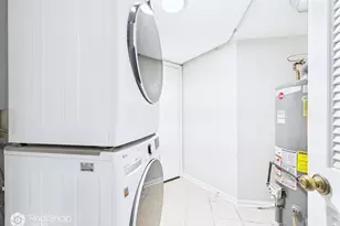 77 Willow Pkwy, Buffalo Grove, IL 60089 - Photo 18