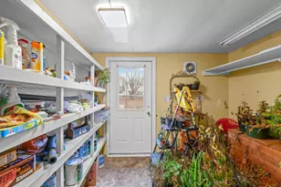 220 S Western Ave, Deland, IL 61839 - Photo 12