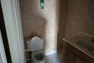 [Address not provided], Carol Stream, IL 60188 - Photo 6