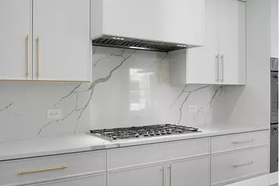 [Address not provided], Chicago, IL 60625 - Photo 6