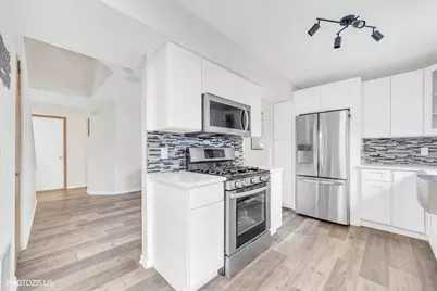 1327 E Fox Chase Drive, Round Lake Beach, IL 60073 - Photo 14