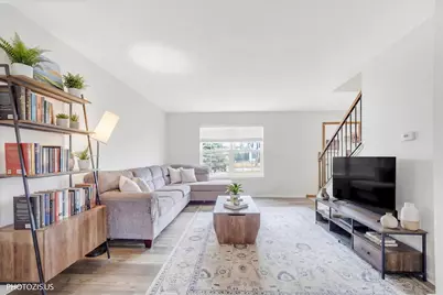 1327 E Fox Chase Drive, Round Lake Beach, IL 60073 - Photo 8