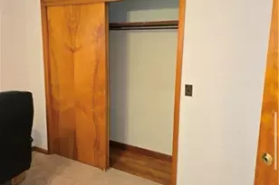 9 Orchard Dr, Charleston, IL 61920 - Photo 10