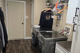 927 Treeline Ct, Lockport, IL 60441 - Photo 10