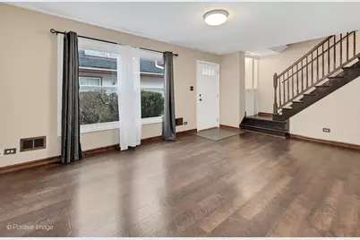 1955 Liberty Place #5643, Hoffman Estates, IL 60169 - Photo 4