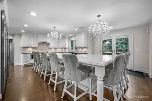 162 Greenfield Dr, Bloomingdale, IL 60108 - Photo 6