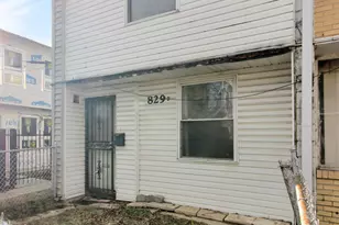 829 E 48th St, Chicago, IL 60615 - Photo 1