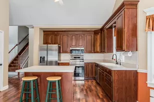 688 Fox Hollow, Dekalb, IL 60115 - Photo 8