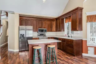 688 Fox Hollow, Dekalb, IL 60115 - Photo 10