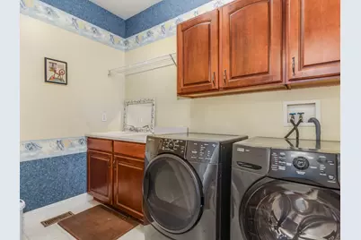 688 Fox Hollow, Dekalb, IL 60115 - Photo 16