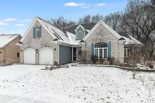 688 Fox Hollow, Dekalb, IL 60115 - Photo 32