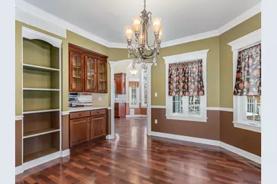 688 Fox Hollow, Dekalb, IL 60115 - Photo 6