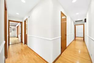 17W120 Woodland Ave, Bensenville, IL 60106 - Photo 8