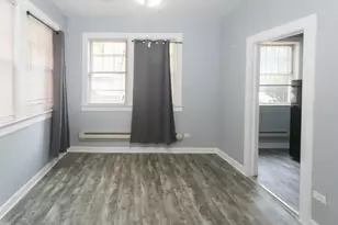 3257 W Wrightwood Ave, Chicago, IL 60647 - Photo 10