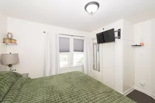 1410 N 14th Ave, Melrose Park, IL 60160 - Photo 12