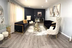 8001 N Elmore St, Niles, IL 60714 - Photo 6