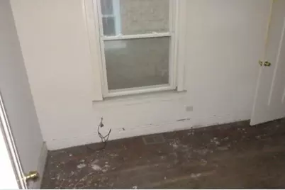 524 E 90th Street, Chicago, IL 60619 - Photo 8