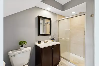 902 E Main Street, Barrington, IL 60010 - Photo 14