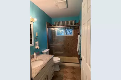 655 W Comstock Avenue, Elmhurst, IL 60126 - Photo 10