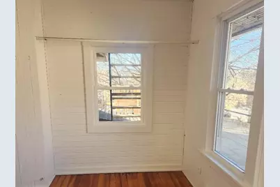 345 Augusta Avenue, Dekalb, IL 60115 - Photo 10