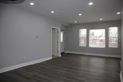 210 W 16th Place, Chicago Heights, IL 60411 - Photo 8