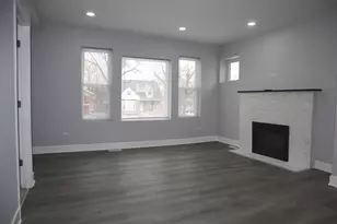 210 W 16th Pl, Chicago Heights, IL 60411 - Photo 6