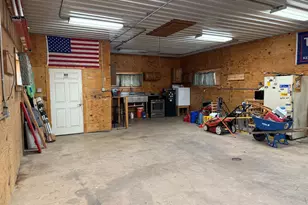 411 Jefferson St, Henry, IL 61537 - Photo 16