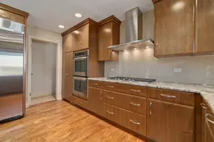 3926 Raintree Ln, Northbrook, IL 60062 - Photo 10