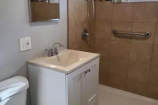 2800 S 10th Ave, Broadview, IL 60155 - Photo 8