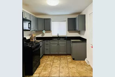 2800 S 10th Avenue, Broadview, IL 60155 - Photo 2