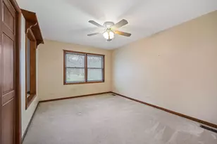 727 Old Hunt Rd, Fox River Grove, IL 60021 - Photo 10