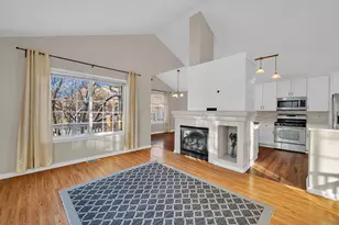 2357 Twilight Dr, Aurora, IL 60503 - Photo 6