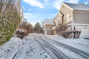 2357 Twilight Dr, Aurora, IL 60503 - Photo 30