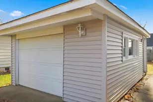 3013 Emily Ln, McHenry, IL 60051 - Photo 14