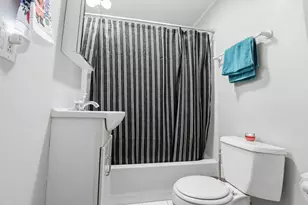 3013 Emily Ln, McHenry, IL 60051 - Photo 12