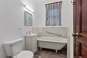 1833 S Troy St, Chicago, IL 60623 - Photo 8