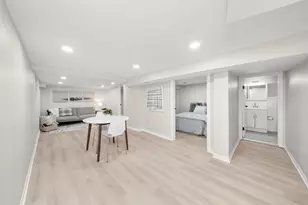 4735 N Kilbourn Ave, Chicago, IL 60630 - Photo 4