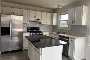 1122 Bradbury Cir, Carol Stream, IL 60188 - Photo 4