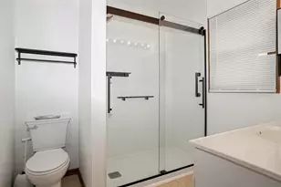 1410 Misthaven Ln, Elgin, IL 60123 - Photo 20