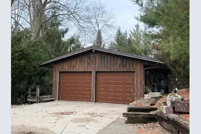 604 Hillandale Court, Morrison, IL 61270 - Photo 2